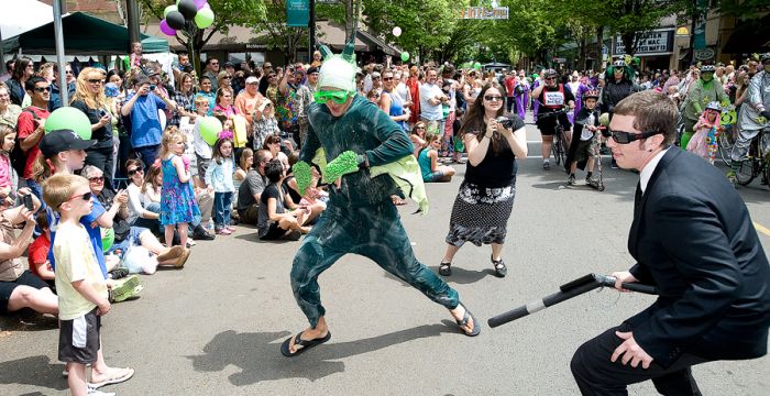 <b>Aliens invade Third Street in downtown McMinnville during the May UFO Festival</b>